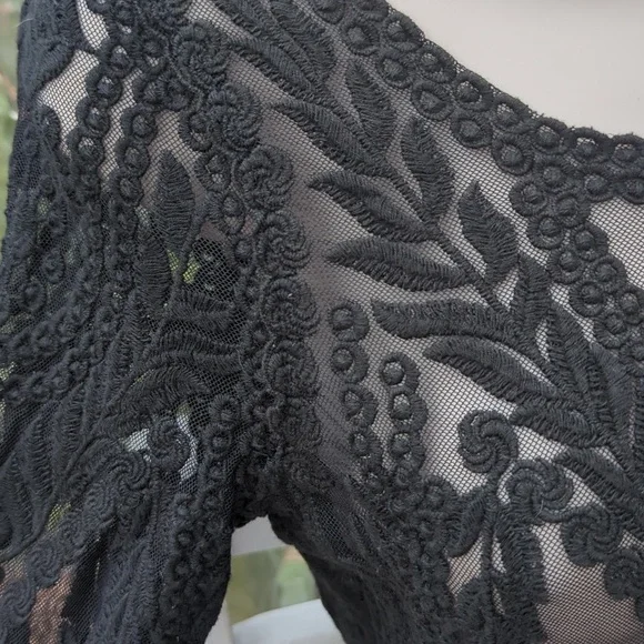Vintage Y2K Express Black Lace Over Mesh Top - Picture 3 of 5
